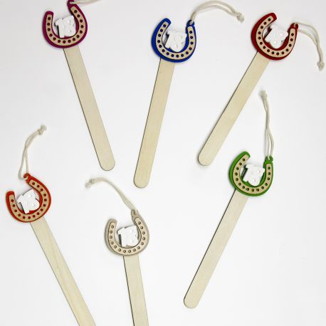 SEGNALIBRO IN LEGNO 18 ANNI FERRO DI CAVALLO E GESSETTO BOMBONIERE ECONOMICHE DICIOTTESIMO COMPLEANNO