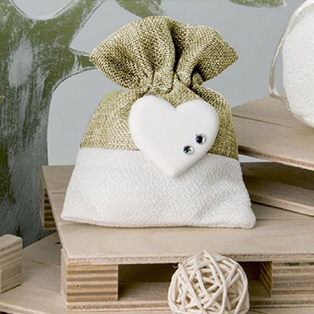 SACCHETTO BOMBONIERE TORTORA CON APPLICAZIONE CUORE E STRASS CONFETTATA MATRIMONIO NOZZE