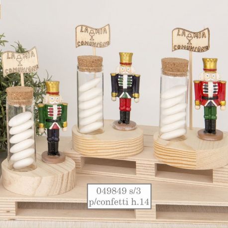 SOLDATINO IN RESINA CON TUBO PORTACONFETTI MASCHIETTO COMUNIONE BOMBONIERE ORIGINALI