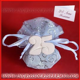 GESSETTO PROFUMATO NUMERO 25 CONFETTATE NOZZE D'ARGENTO SEGNAPOSTO BOMBONIERE COMPLEANNO