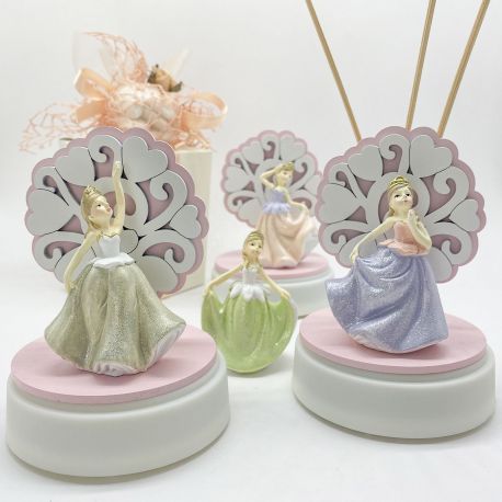 CARILLON CON ALBERO DELLA VITA E PRINCIPESSE IN RESINA CON ABITI ASSORTITI BOMBONIERE BATTESIMO BAMBINA