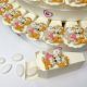 TORTA DI BOMBONIERE CON CUORI 73 FETTE E CALAMITE ANIMALETTI INNAMORATI IDEE MATRIMONIO ONLINE