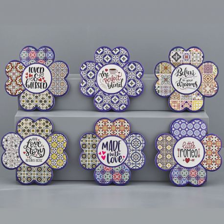 SOTTOPENTOLA IN CERAMICA E SUGHERO CON DECORAZIONI MAIOLICA E SCRITTE ASSORTITE BOMBONIERE UTILI NOZZE