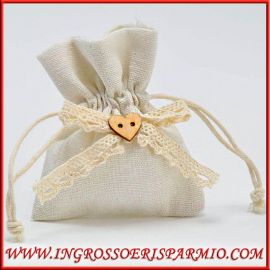 SACCHETTINI BOMBONIERE IN JUTA PANNA CON CUORE LEGNO E MERLETTO MATRIMONIO SHABBY CHIC