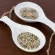 BOMBONIERE CUOREMATTO POGGIAMESTOLI IN CERAMICA BIANCA CON DECORO VINTAGE MATTONELLA