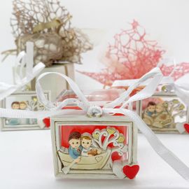 BOMBONIERA CONFETTATA MATRIMONIO - SCATOLA PLEXIGLASS CON DECORAZIONE SPOSI IN VIAGGIO