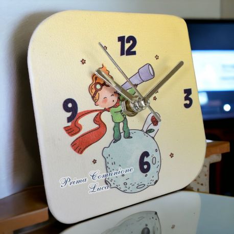 BOMBONIERA COMUNIONE: OROLOGIO IN ECOPELLE PICCOLO PRINCIPE - UN REGALO DI TEMPO E SIGNIFICATO