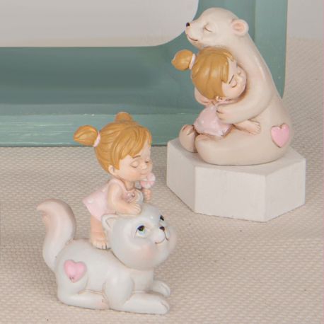 STATUINA SWEET BOY 7CM: TENEREZZA E AMORE PER ANIMALI