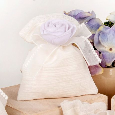 SACCHETTO ELEGANTE PER CONFETTI CON ROSA BIANCA, PERFETTO PER EVENTI SPECIALI