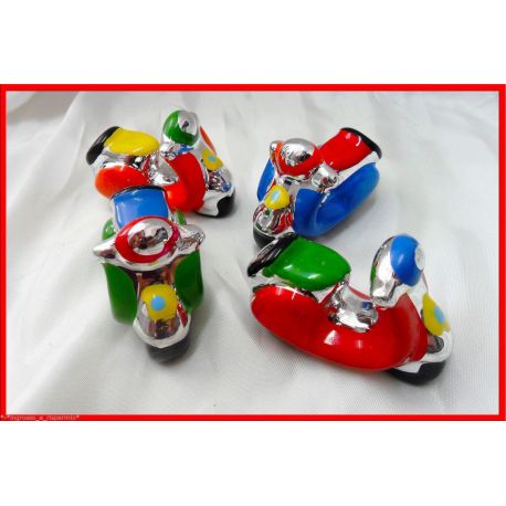 BOMBONIERE BATTESIMO BIMBO STOCK VESPA MOTO IN CERAMICA NASCITA COMPLEANNO BIMBI