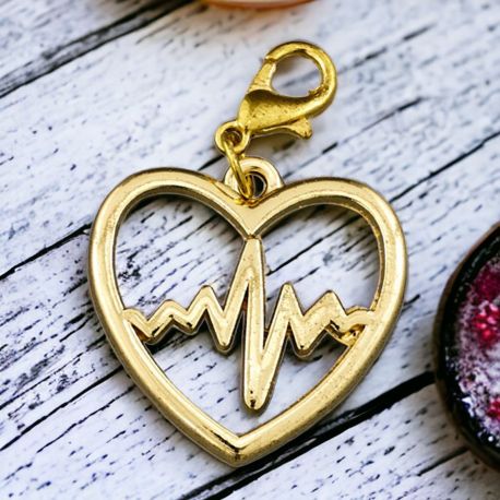 CUORE DORATO CON BATTITO: CHARM PERFETTO PER CONFETTATA O COME SEGNAPOSTO NOZZE