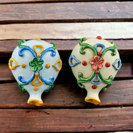 MAGNETE A FORMA DI PALLONCINO CON DECORAZIONI FLOREALI