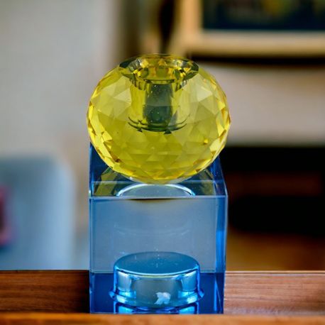 CANDELIERE CUBO COLORATO: BOMBONIERA DI MATRIMONIO MODERNA E ORIGINALE