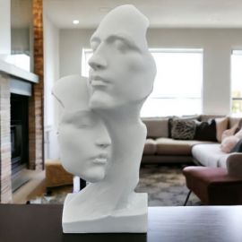 SCULTURA MODERNA DA APPOGGIO VISI INNAMORATI ABBRACCIATI ROMANTICISMO E DOLCEZZA