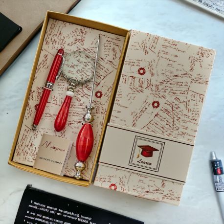 REGALO UTILE LAUREA: SET PENNA, LENTE E TAGLIACARTE
