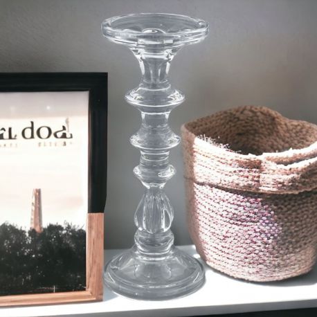 CANDELIERE IN RIGHE: MODERNO, ORIGINALE, UTILE!