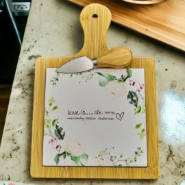 SET TAGLIERE & COLTELLINO IN LEGNO: AMORE&PASSIONE