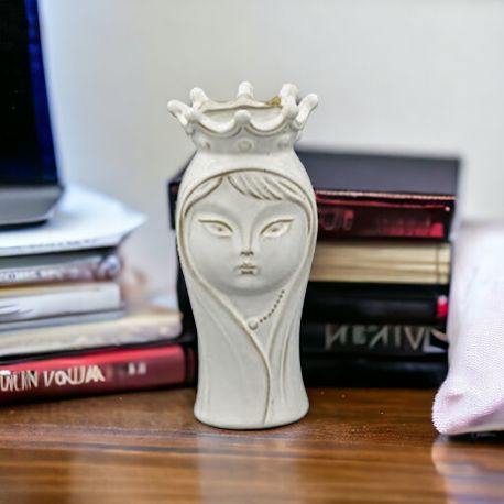 VASO A FORMA DI PRINCIPE CON CORONA PORTA FIORI E PIANTE