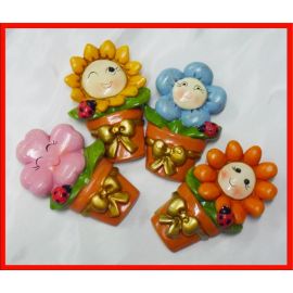 CALAMITE VASO CON FIORI COLORATI CON COCCINELLA ECONOMICHE STOCK