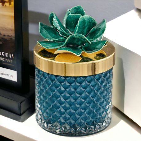 CANDELA PROFUMATA CON PORTACANDELA DECORATA CON FIORE IN CAPODIMONTE VERDE