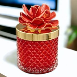 CANDELA ROSSA CON PORTACANDELA EFFETTO DIAMANTE CON FIORE IN CAPODIMONTE