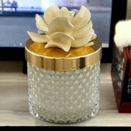 PORTACANDELA CON FIORE AVORIO IN CAPODIMONTE E CANDELA PROFUMATA