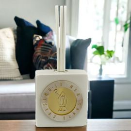 PROFUMATORE AMBIENTE SANTA CRESIMA CON MITRA E PASTORALE