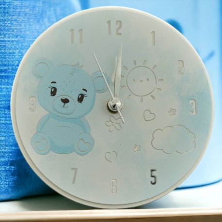 OROLOGIO CON ORSETTO CELESTE CON CUORICINI, FIORELLINI, NUVOLA E SOLE