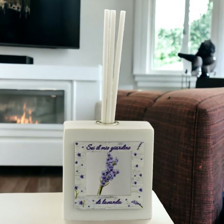 DIFFUSORE ESSENZA CON FIORELLINI E FRASE "SEI IL MIO GIARDINO DI LAVANDA"