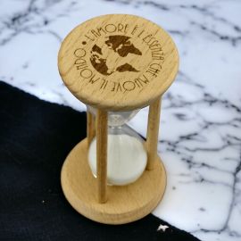 CLESSIDRA CON SABBIA BIANCA CON MAPPAMONDO E FRASE