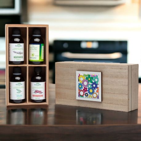 SET DEGUSTAZIONE CON 4 FLACONI DI OLIO CON SCATOLA IN LEGNO