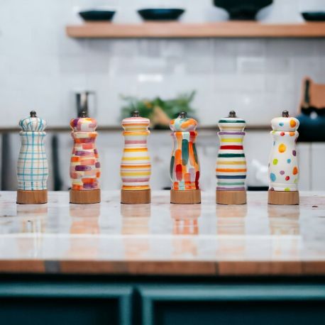 MACINASALE CERAMICA CON PROVETTA SALE GOURMET BOMBONIERE SOLIDALIE E ORIGINALI