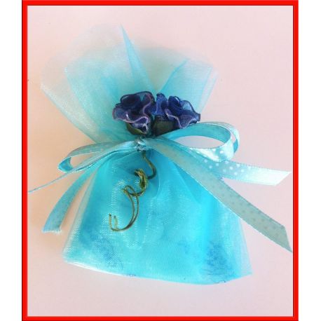 CONFETTATA "ROSSA": FIORELLINI IN TESSUTO ORGANZA, TULLE, CONFETTI E FIOCCHETTO CONFEZIONE LAUREATI