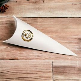 ESCLUSIVO CONO PORTACONFETTI: UN DETTAGLIO ELEGANTE PER LA TUA PRIMA COMUNIONE