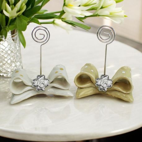 MEMOCLIP CON FIOCCO E QUADRIFOGLIO CON NUMERO 18, DICIOTTESIMO COMPLEANNO