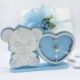 OROLOGIO CON ORSETTO E CUORE IN LEGNO CELESTE E BIANCO BATTESIMO BIMBO