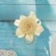 ROSA FINTA PANNA CON FOGLIE E FIOCCO IN ORGANZA PER BOMBONIERE E DECORAZIONI ELEGANTI