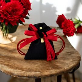 SACCHETTO ROSSO TIRANTI DOPPIO FIOCCO PERGAMENA