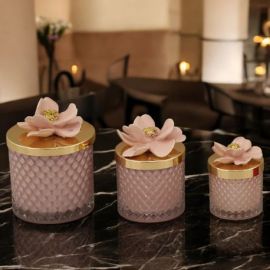 CANDELLA EFFETTO DIAMANTE CON FIORE IN CAPODIMONTE ROSA