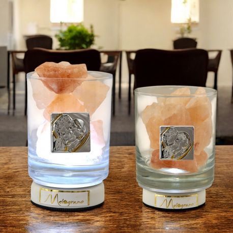 LAMPADA LED SALE HIMALAYA CON PLACCHETTA SACRA FAMIGLIA