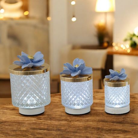 LAMPADA LED ELEGANTE CON FIORE IN CAPODIMONTO AVION E TAPPO ORO