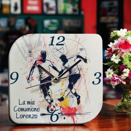 BOMBONIERE COMUNIONE E CRESIMA: OROLOGIO IN ECOPELLE TEMA CALCIO PERSONALIZZABILE