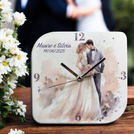 OROLOGIO IN ECOPELLE CON SPOSI ABBRACCIATI PERSONALIZZABILE PER MATRIMONIO E ANNIVERSARIO