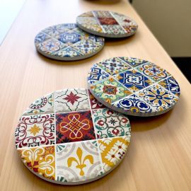 SET 4 SOTTOPENTOLA FANTASIA MAIOLICHE SOTTOMOKA IN PORCELLANA ASSORTITI