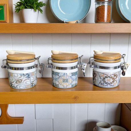 VASETTI PORTACONFETTI IN PORCELLANA DECORAZIONI MAIOLICA ORIGINALI BOMBONIERE