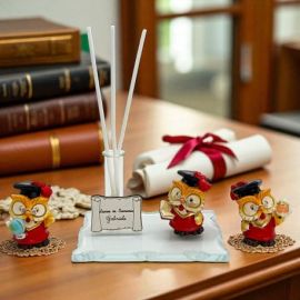 PROFUMATORE AMBIENTE CON GUFETTO LAUREATO E PERGAMENA PERSONALIZZABILE BOMBONIERE LAUREA