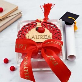 SCATOLINA PORTACONFETTI LAUREA CON CORONA ALLORO E COCCINELLA