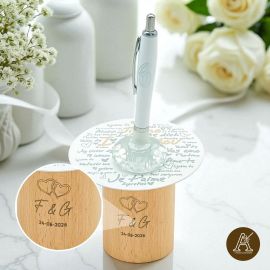 BOMBONIERA MATRIMONIO PENNA CON FEDI SU BASE IN LEGNO PERSONALIZZABILE CON INCISIONE LASER