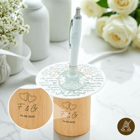 BOMBONIERA MATRIMONIO PENNA CON FEDI SU BASE IN LEGNO PERSONALIZZABILE CON INCISIONE LASER