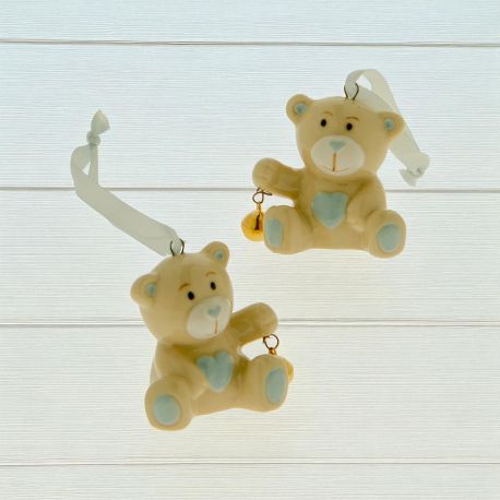 ORSETTI IN PORCELLANA CON NASTRINO E SONAGLIO OGGETTINI NASCITA MASCHIETTO